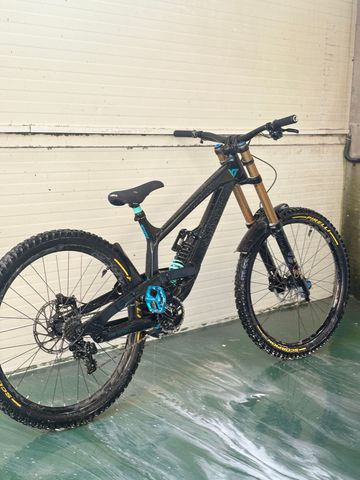 Gebrauchtes YT Industries Tues CORE 2 27 2023 2023 Mountainbike, Schwarz, 27.5 — Bild 7 von 8