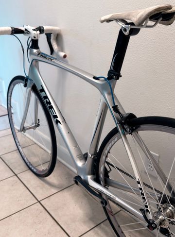 Used Trek Madone 6.5 2009 2009 Road & Gravel, Light Gray — image 4 of 20