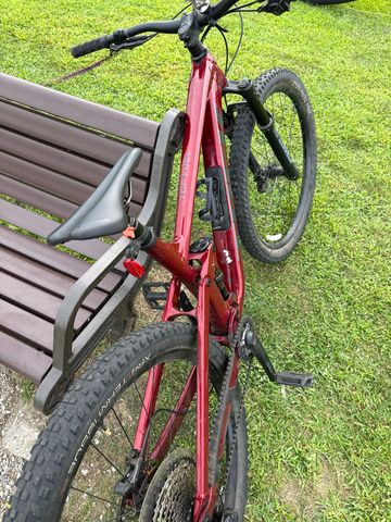 Used Trek Top Fuel 8 2022 2022 Mountainbike, Red, 29 — image 4 of 4