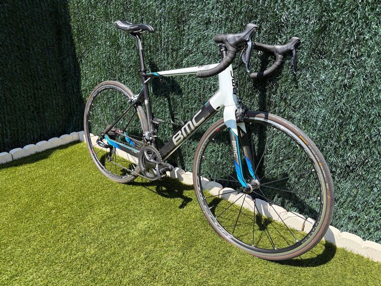 Used BMC Custom Shimano Ultegra Di2 2014 Road & Gravel, White — image 14 of 18