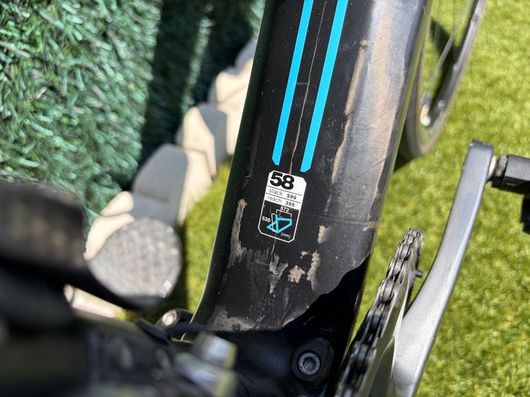 Used BMC Custom Shimano Ultegra Di2 2014 Road & Gravel, White — image 9 of 18