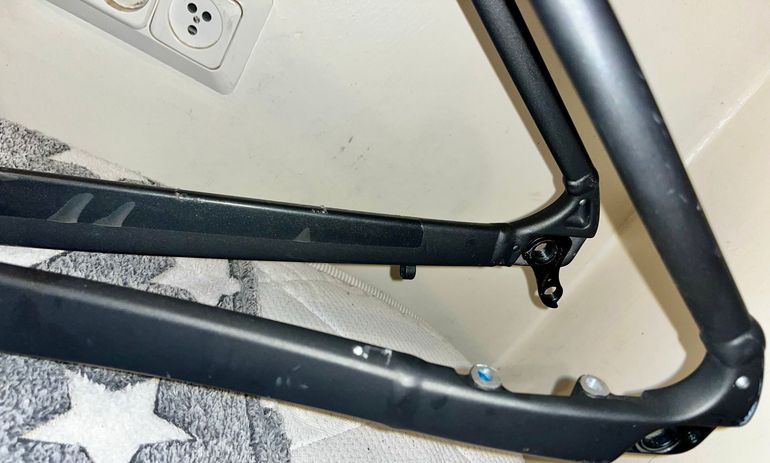 Used Giant Revolt 0 2026 Frameset 2026 Road & Gravel, Black — image 6 of 7