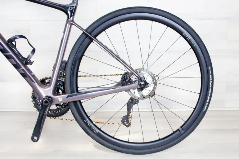 Used Giant Defy Advanced 1 2023 Road & Gravel, Light Gray — image 11 of 15