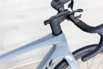 Used Trek Domane SL 7 2023 Road & Gravel, Light Gray — image 6 of 15