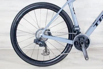 Used Trek Domane SL 7 2023 Road & Gravel, Light Gray — image 3 of 15