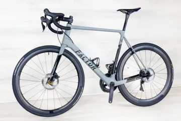 Used Factor O2 2020 Road & Gravel, Light Gray — image 10 of 15