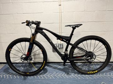 Used Orbea Oiz Shimano XTR 2017 Mountainbike, Black — image 2 of 13