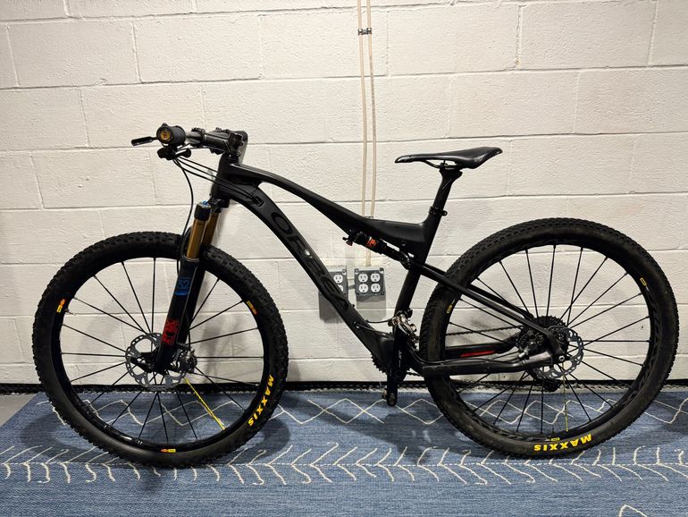 Used Orbea Oiz Shimano XTR 2017 Mountainbike, Black — image 2 of 13