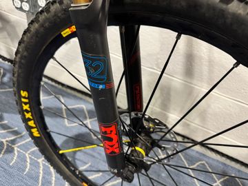 Used Orbea Oiz Shimano XTR 2017 Mountainbike, Black — image 8 of 13