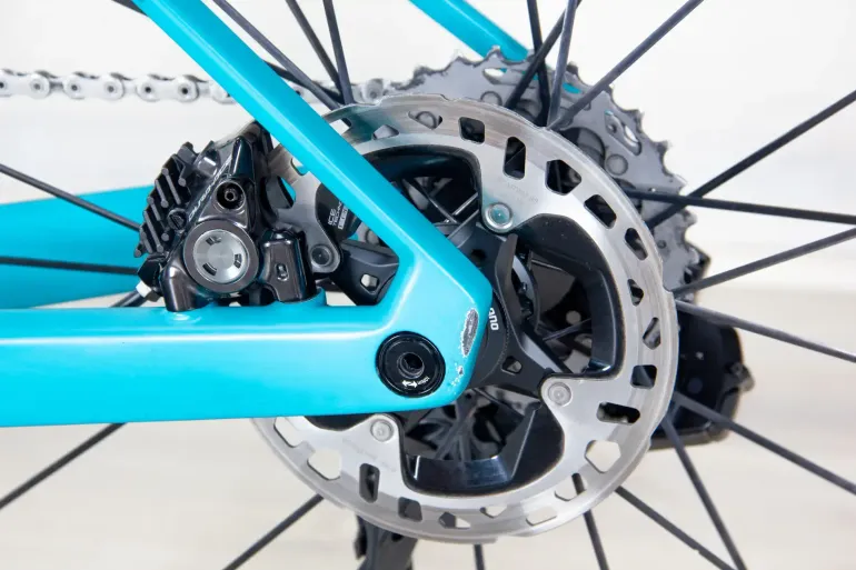 Used BMC Roadmachine 01 TWO 2024 Road & Gravel, Blue — image 13 of 19