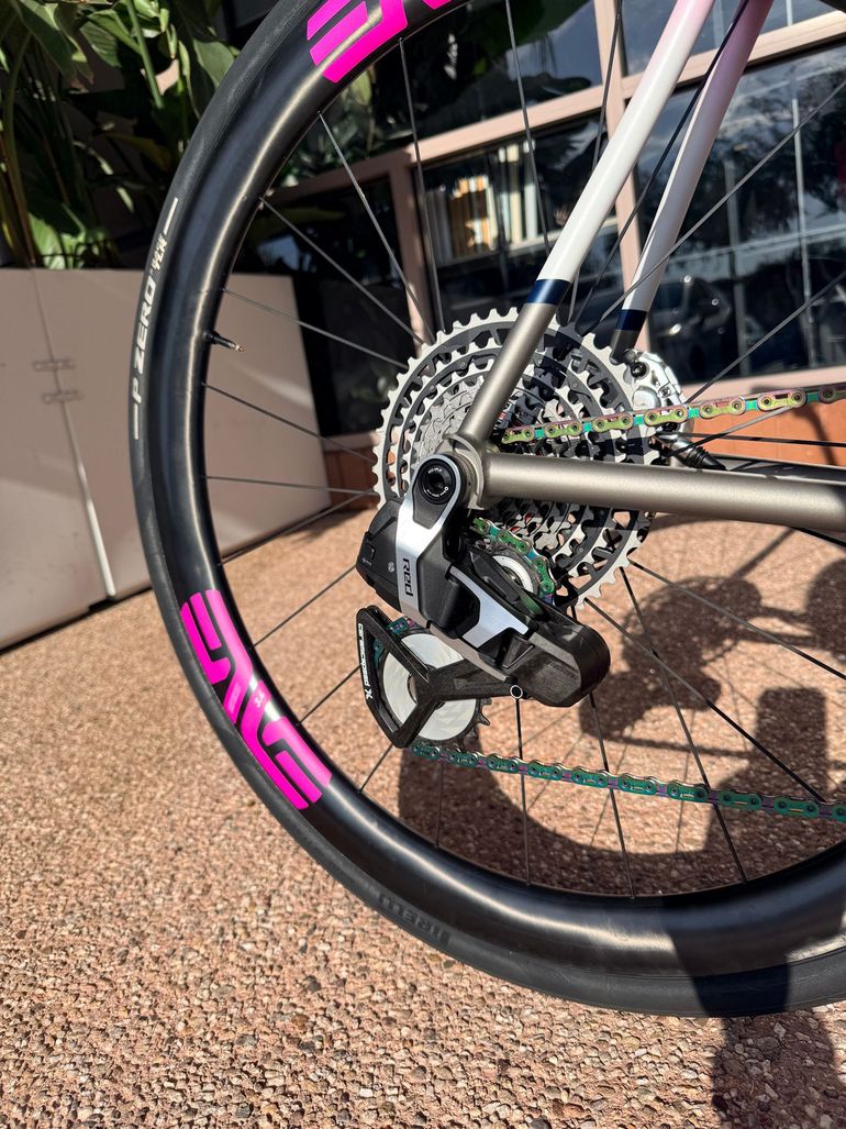 Used Mosaic Custom Other SRAM 2025 Road & Gravel, White — image 5 of 6