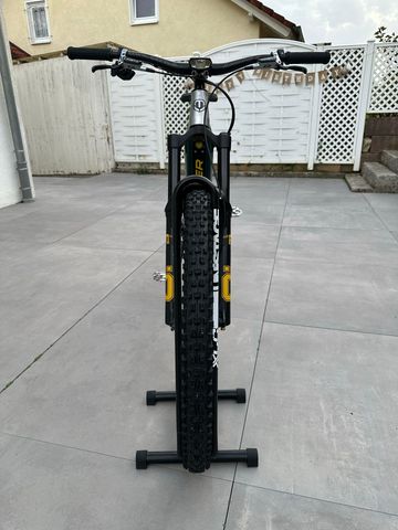 Used Mondraker LEVEL XR 2023 2023 Mountainbike, Green — image 26 of 37