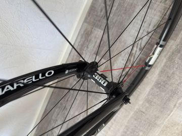 Used Pinarello F10 Shimano Ultegra 2019 Road & Gravel, Black — image 10 of 16