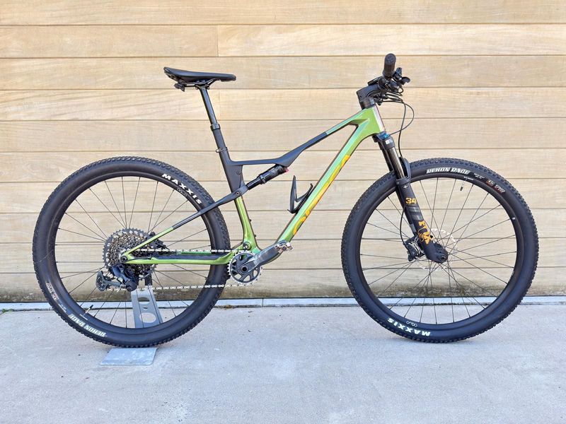 Käytetty Orbea OIZ M21 2024 2024 MTB