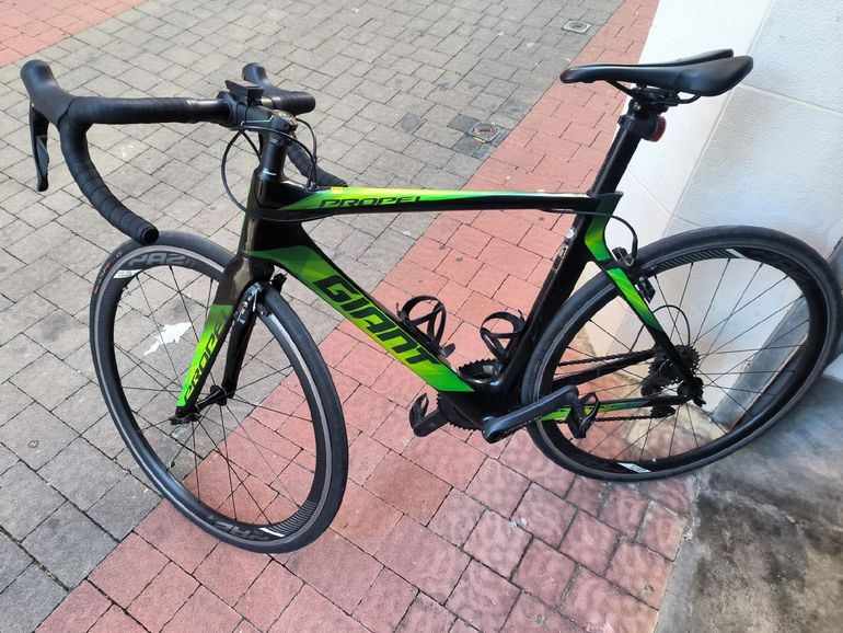 Used Giant Propel Advanced Disc 2018 2018 Road & Gravel, Black — image 3 of 9