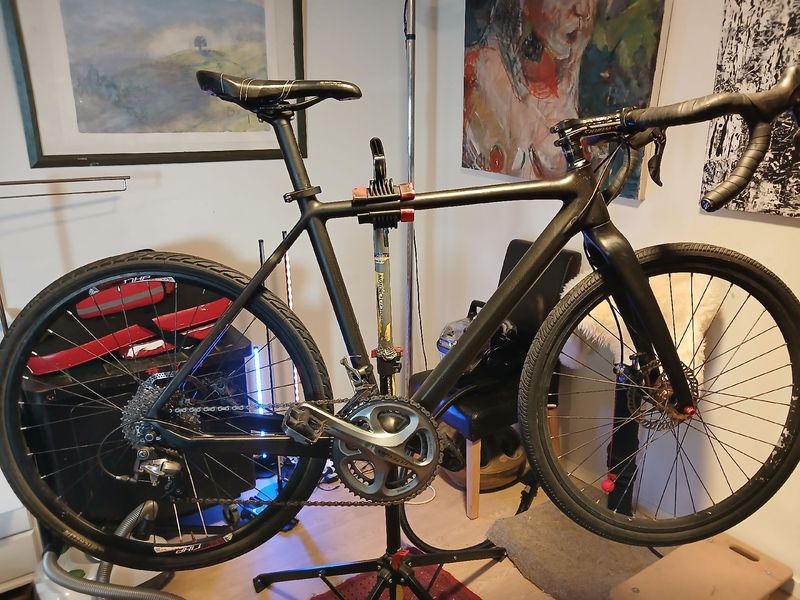 Used Specialized Custom Shimano 105 2019 Road & Gravel