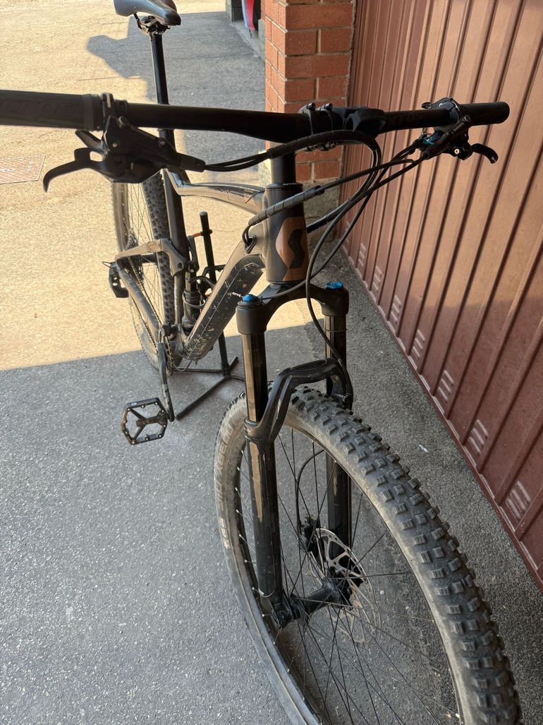 Used Scott Spark 950 2019 2019 Mountainbike, Black, 29 — image 2 of 7