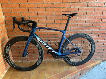 Used Scott Foil 20 2020 2020 Road & Gravel, Purple — image 1 of 19