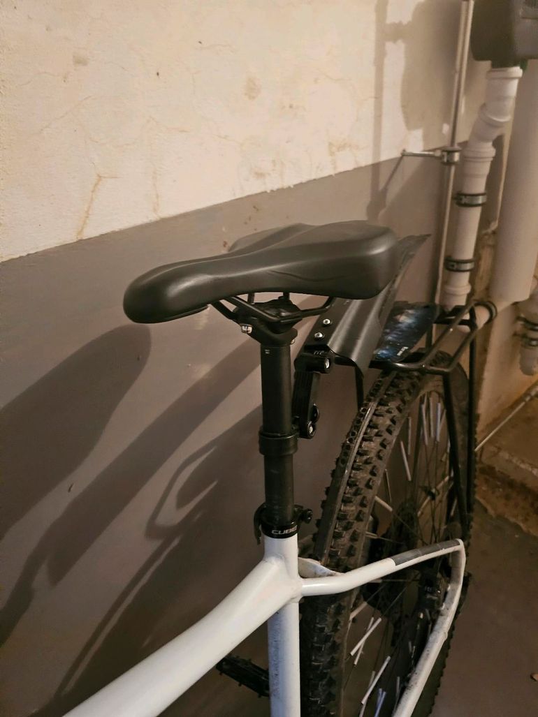 Used CUBE ACID 2022 2022 Mountainbike, White, 27.5, 29 — image 4 of 13