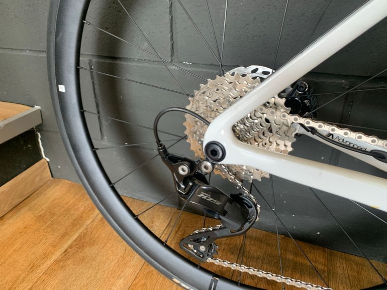 Used Giant Propel Advanced 2 2026 2026 Road & Gravel, White — image 4 of 11