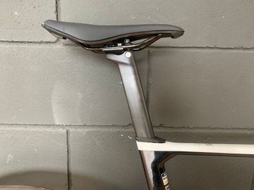 Used Giant Propel Advanced 2 2026 2026 Road & Gravel, White — image 8 of 11