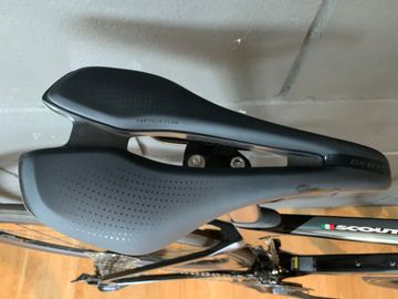 Used Giant Propel Advanced 2 2025 2025 Road & Gravel, Black — image 6 of 9