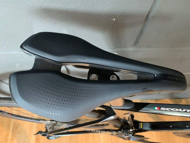 Used Giant Propel Advanced 2 2025 2025 Road & Gravel, Black — image 6 of 9