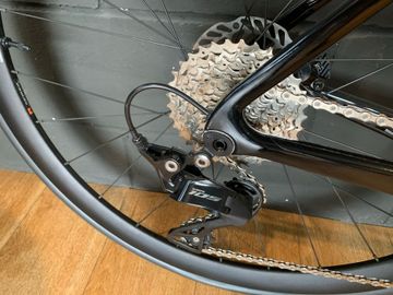 Used Giant Propel Advanced 2 2025 2025 Road & Gravel, Black — image 4 of 9
