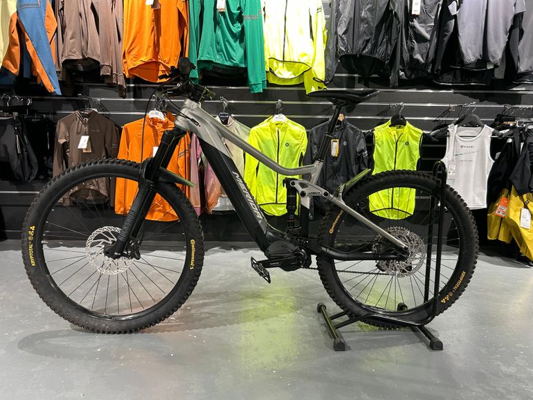 Tweedehands Merida eONE-SIXTY 5000 2021 2021 Mountainbike — afbeelding 3 van 4