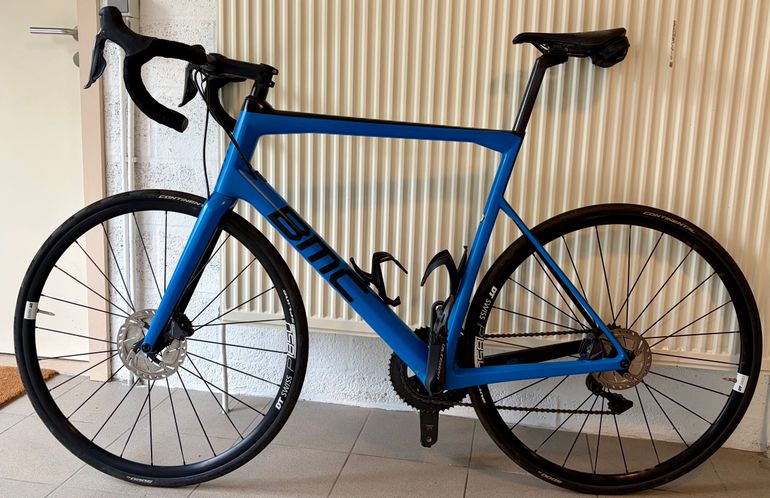 BMC Teammachine SLR02 DISC ONE 2018 2018 Road & Gravel usato, Blu — immagine 2 di 7