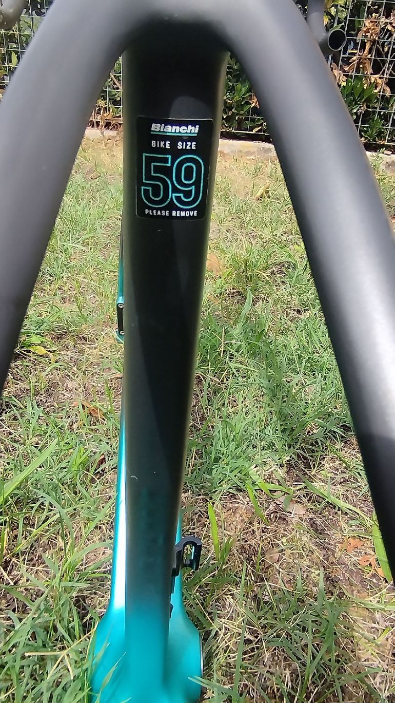 Brugt Bianchi Specialissima RC Durace Di2 2025 Frameset 2025 Road & Gravel — billede 8 af 12