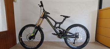Used Santacruz Custom Shimano Saint 2015 Mountainbike, Black — image 1 of 9