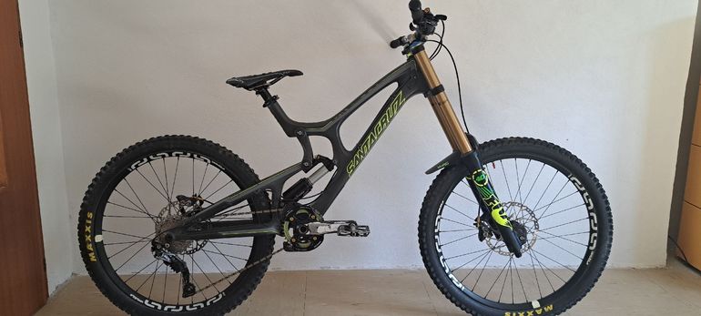 Used Santacruz Custom Shimano Saint 2015 Mountainbike, Black — image 2 of 9