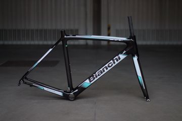 Used Bianchi Sempre Pro 2018 Frameset 2018 Road & Gravel, Black — image 1 of 4
