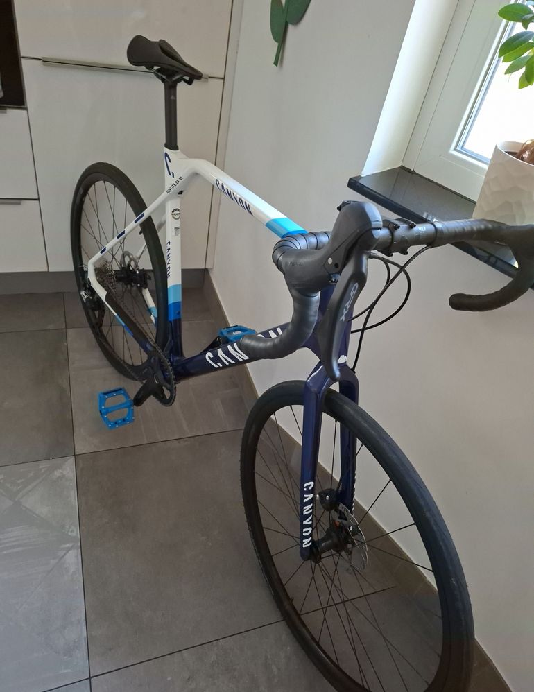 CANYON CF SL 6 XL CF SL 6 2026 Road & Gravel usato, Blu — immagine 2 di 7