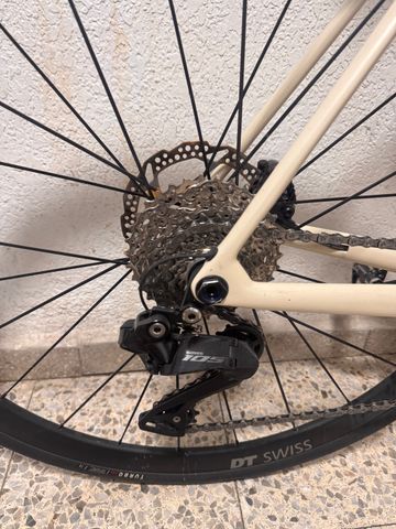 Orbea ORCA M30i 2024 2024 Road & Gravel usato, Bianco — immagine 8 di 8