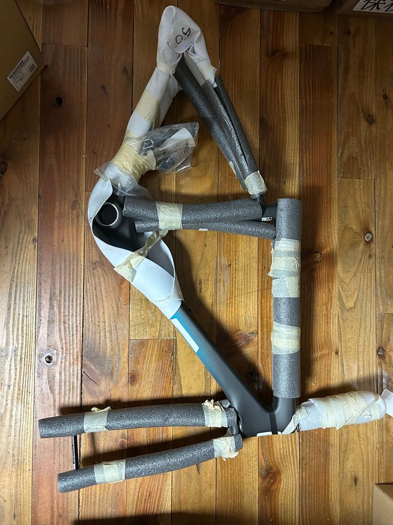 Used Enve Melee PRO RED 2025 Frameset 2025 Road & Gravel, Light Gray — image 3 of 4