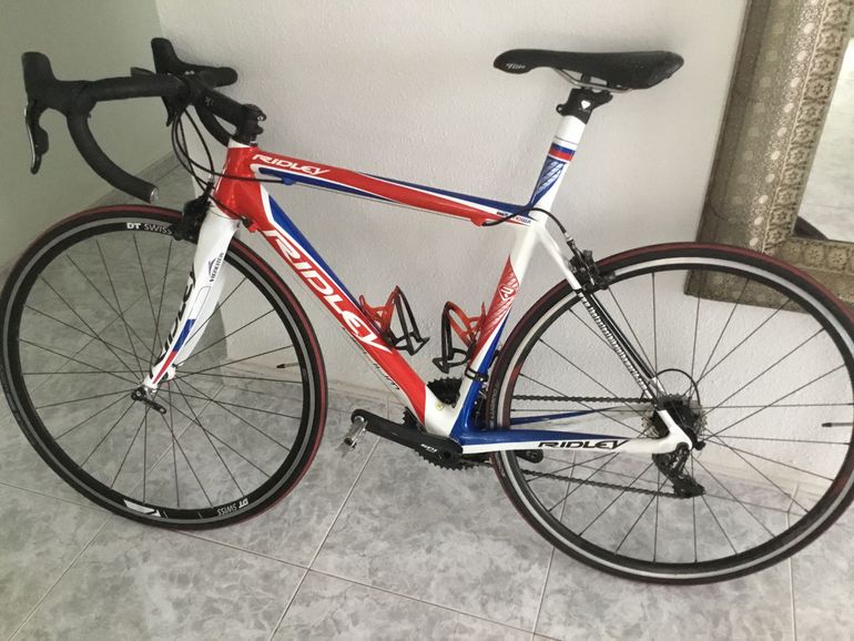 Used Ridley Helium Shimano 105 2013 Road & Gravel, Red — image 1 of 3