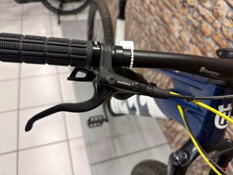Used Husqvarna Mc5 2021 2021 Mountainbike, White — image 8 of 10