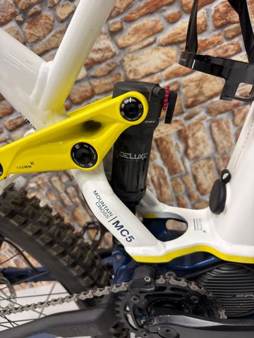 Used Husqvarna Mc5 2021 2021 Mountainbike, White — image 7 of 10