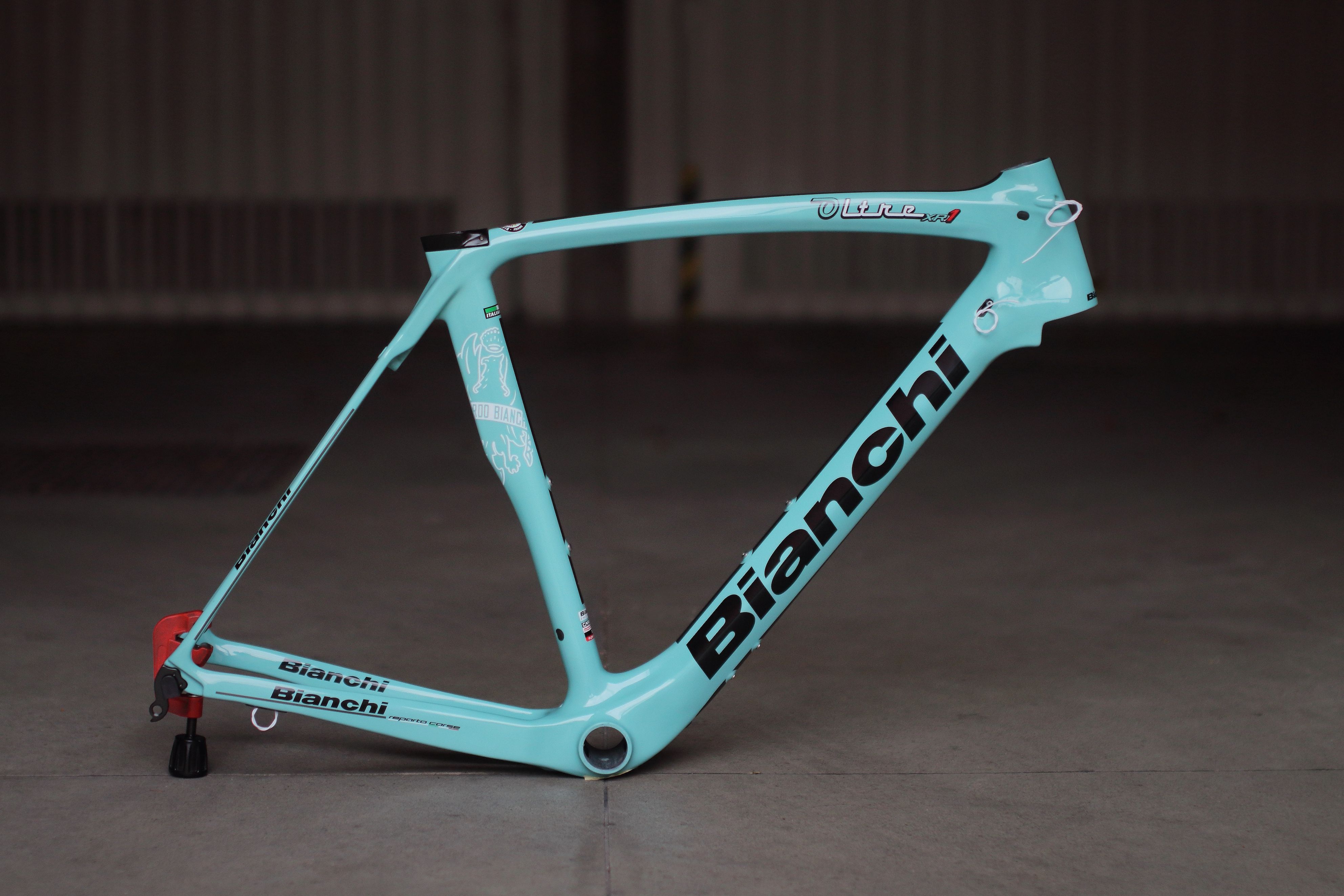 Used Bianchi Oltre XR1 NEW Frameset – $ 515 | buycycle
