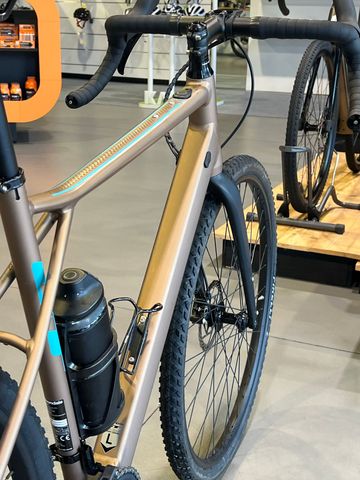 GT EGrade Shimano GRX 2024 Road & Gravel de segunda mano, Gris claro — imagen 2 de 9