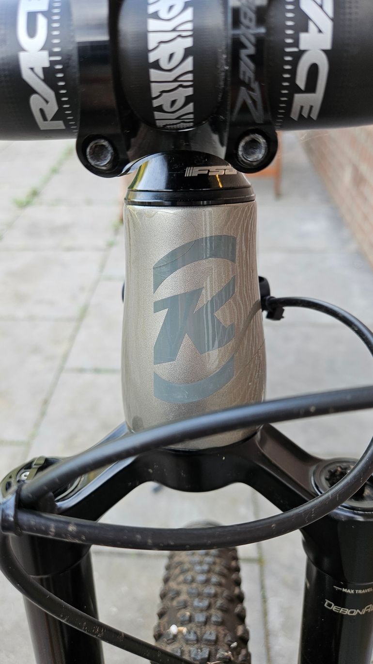 Used Kona Hei Hei CR/DL 2024 2024 Mountainbike, Light Gray, 29 — image 10 of 15