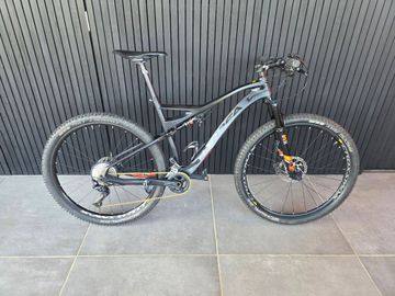 Käytetty Orbea Oiz Shimano Deore XT 2018 Mountainbike — kuva 1 / 26