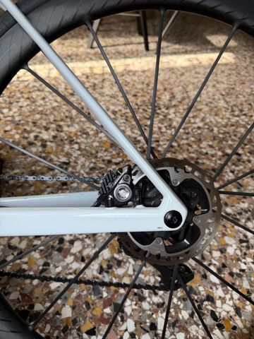 BMC Teammachine SLR 01 TWO 2024 2024 Road & Gravel usato, Bianco — immagine 7 di 15
