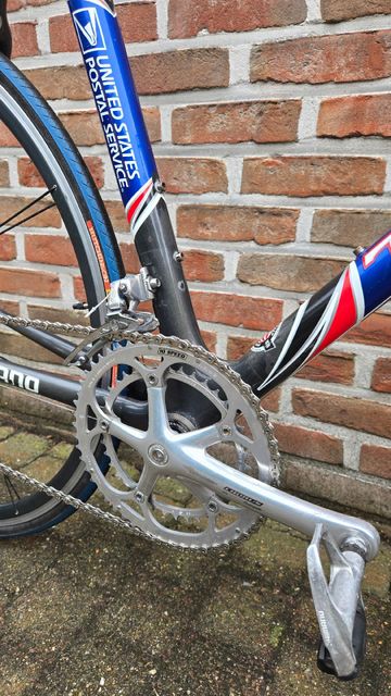 Używany Trek US Postal livery - OCLV 120 - Campagnolo Chorus 10 speed 2001 Road & Gravel — zdjęcie 5 z 24
