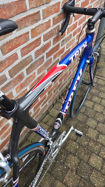 Używany Trek US Postal livery - OCLV 120 - Campagnolo Chorus 10 speed 2001 Road & Gravel — zdjęcie 11 z 24