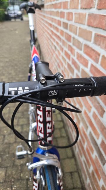 Używany Trek US Postal livery - OCLV 120 - Campagnolo Chorus 10 speed 2001 Road & Gravel — zdjęcie 14 z 24