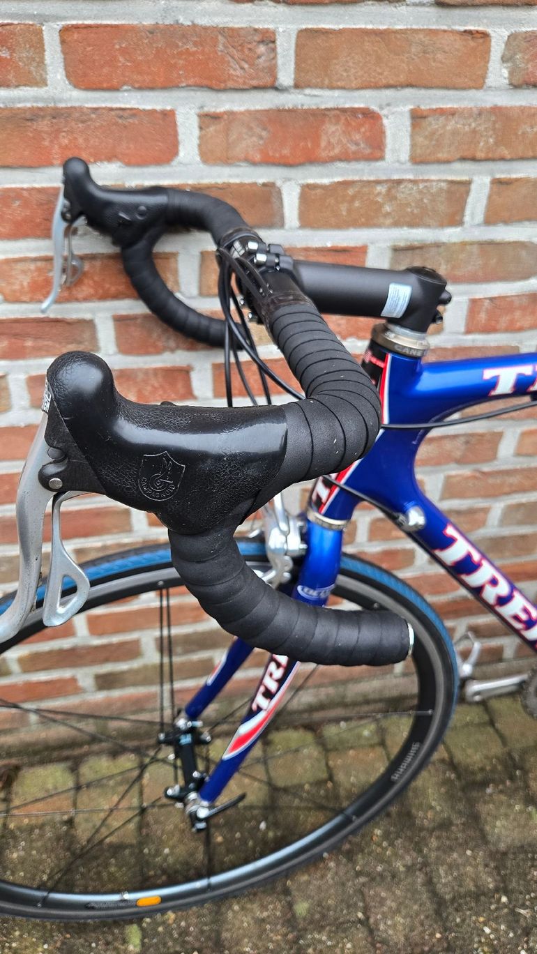 Używany Trek US Postal livery - OCLV 120 - Campagnolo Chorus 10 speed 2001 Road & Gravel — zdjęcie 18 z 24