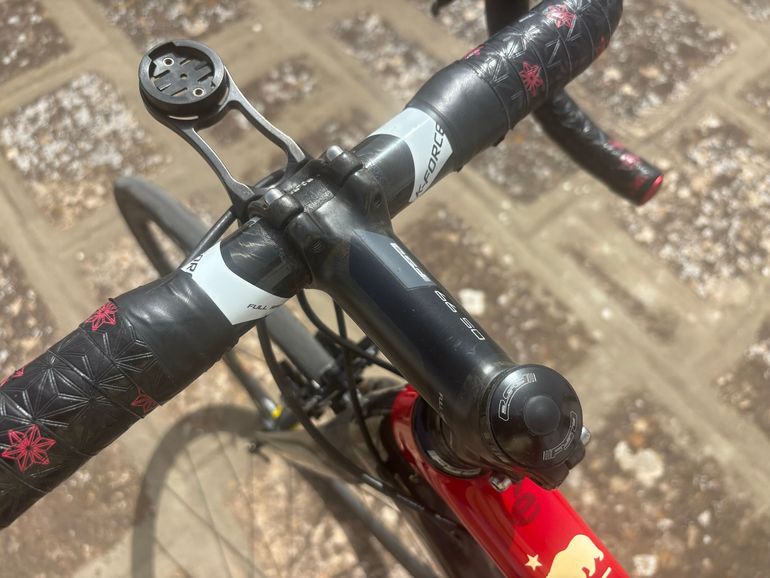 Used Cervélo R5 Shimano Ultegra 2017 Road & Gravel, Red — image 10 of 14
